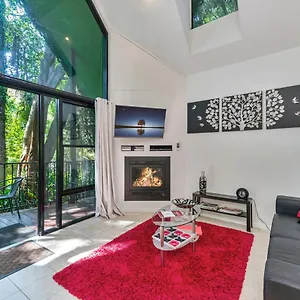 On Gallery Walk - King Bed, Spa, Fireplace, Wifi & Netflix, Linger A While Chalet